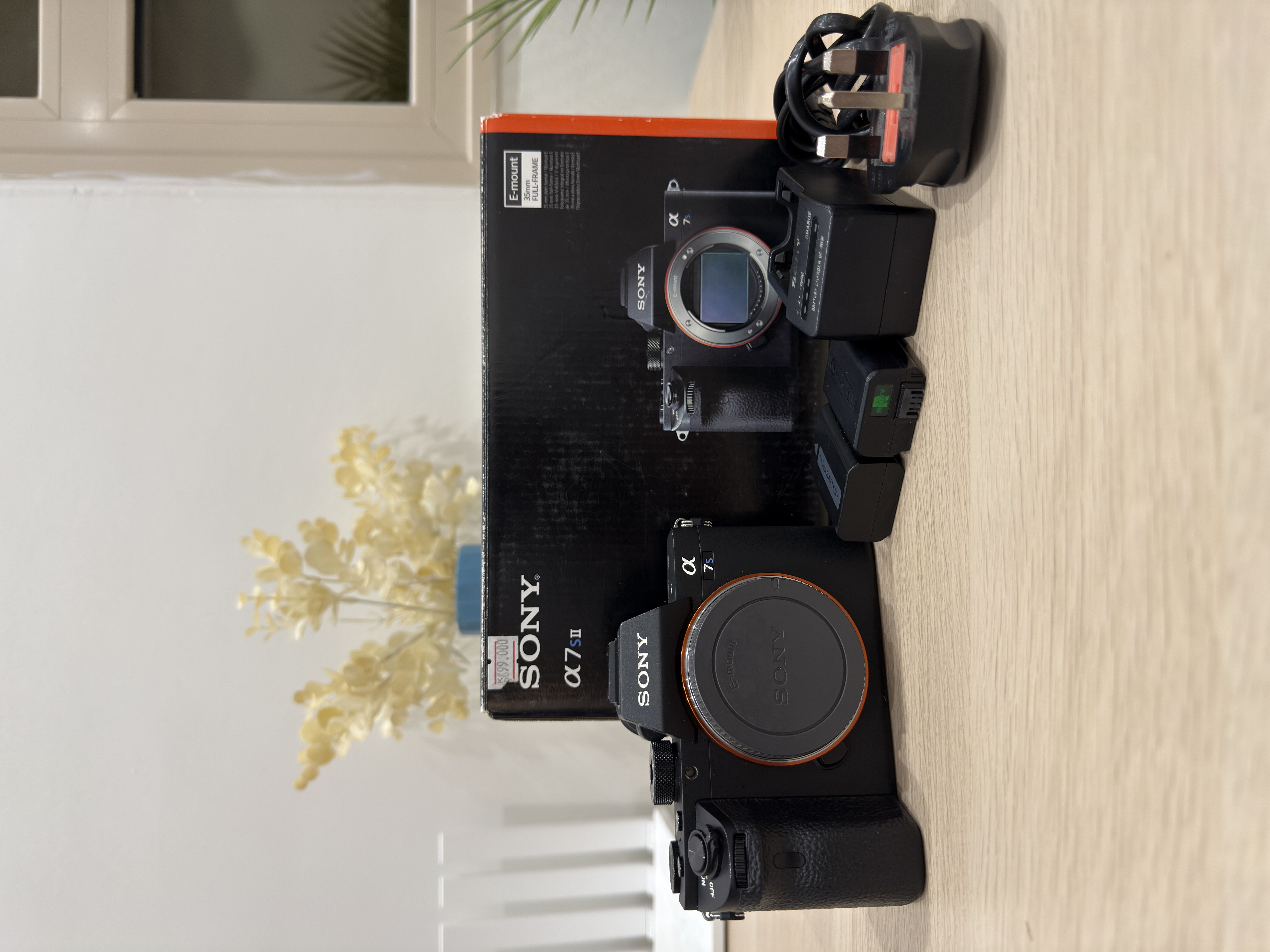 للبيع Sony a7sii full frame camera