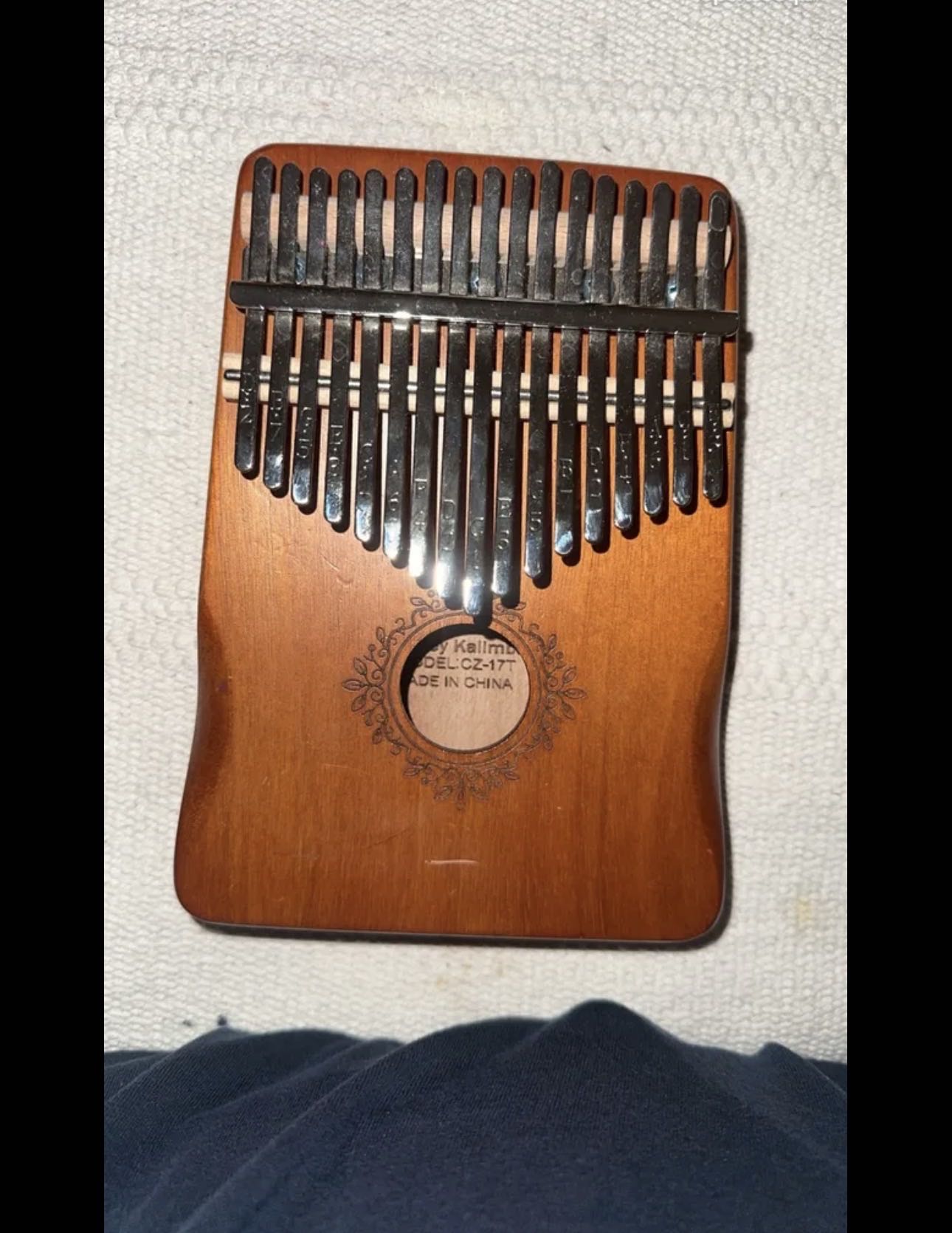 Kalimba good condition كالمبا جوده ممتازه