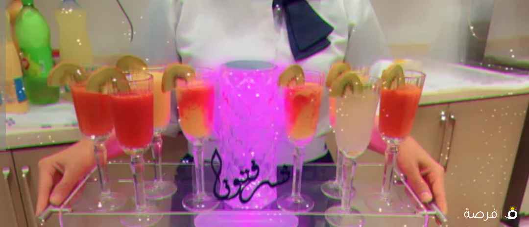 تمور مع خدمة ضيافة رجالي ونسائي