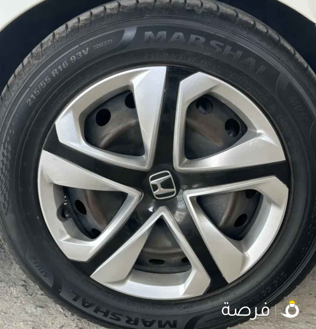 رنجات حديد هوندا سيفيك مقاس 16 مع الحلية الخارجية شبه جديدة