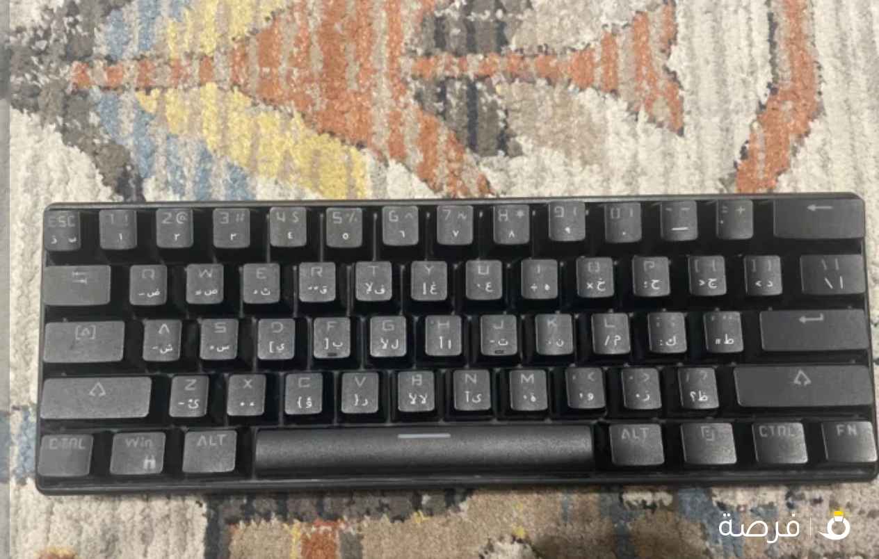 كيبورد G1000 مستعمل ب حاله ممتازة