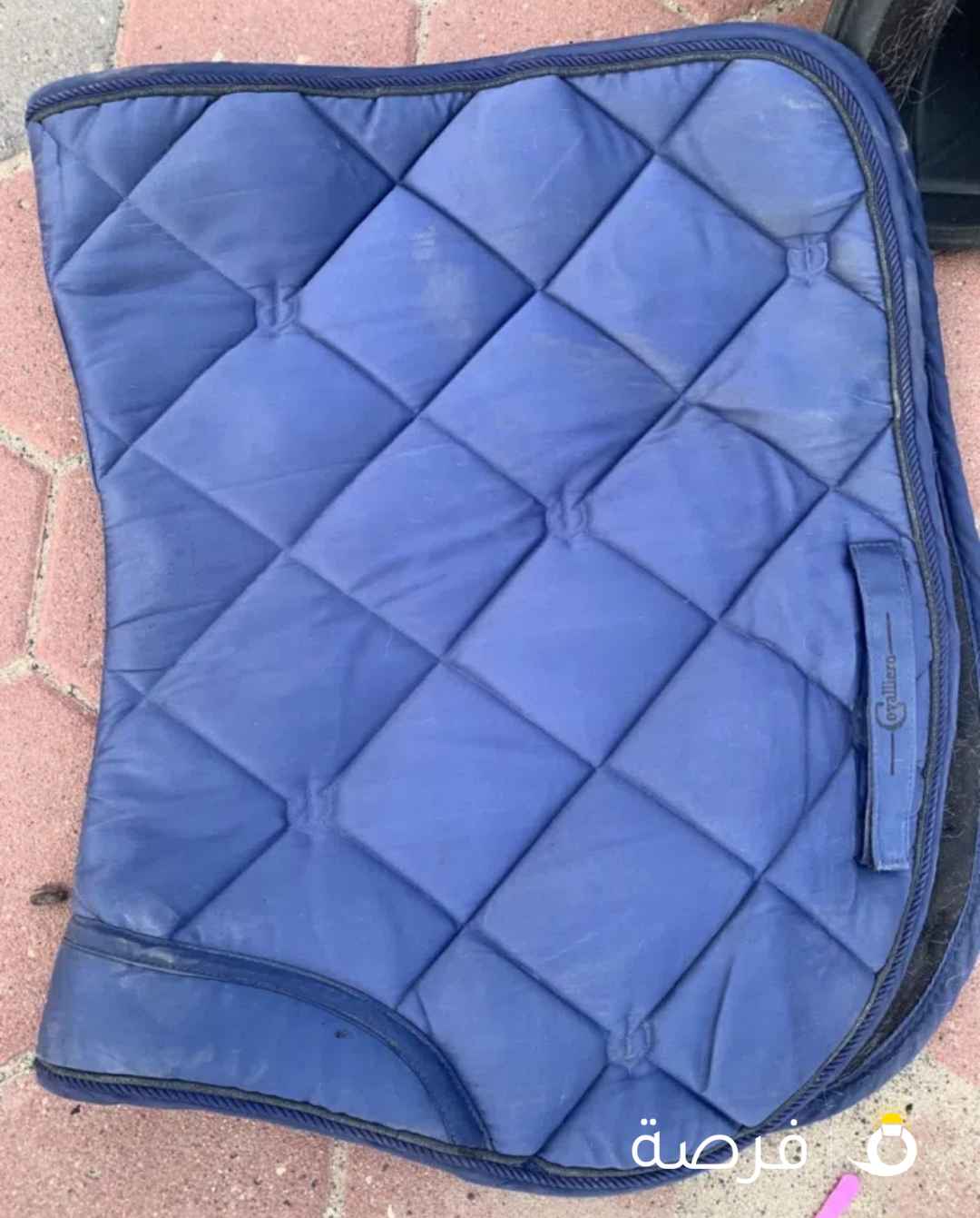 سرج خيل نظيف و لباده للبيع