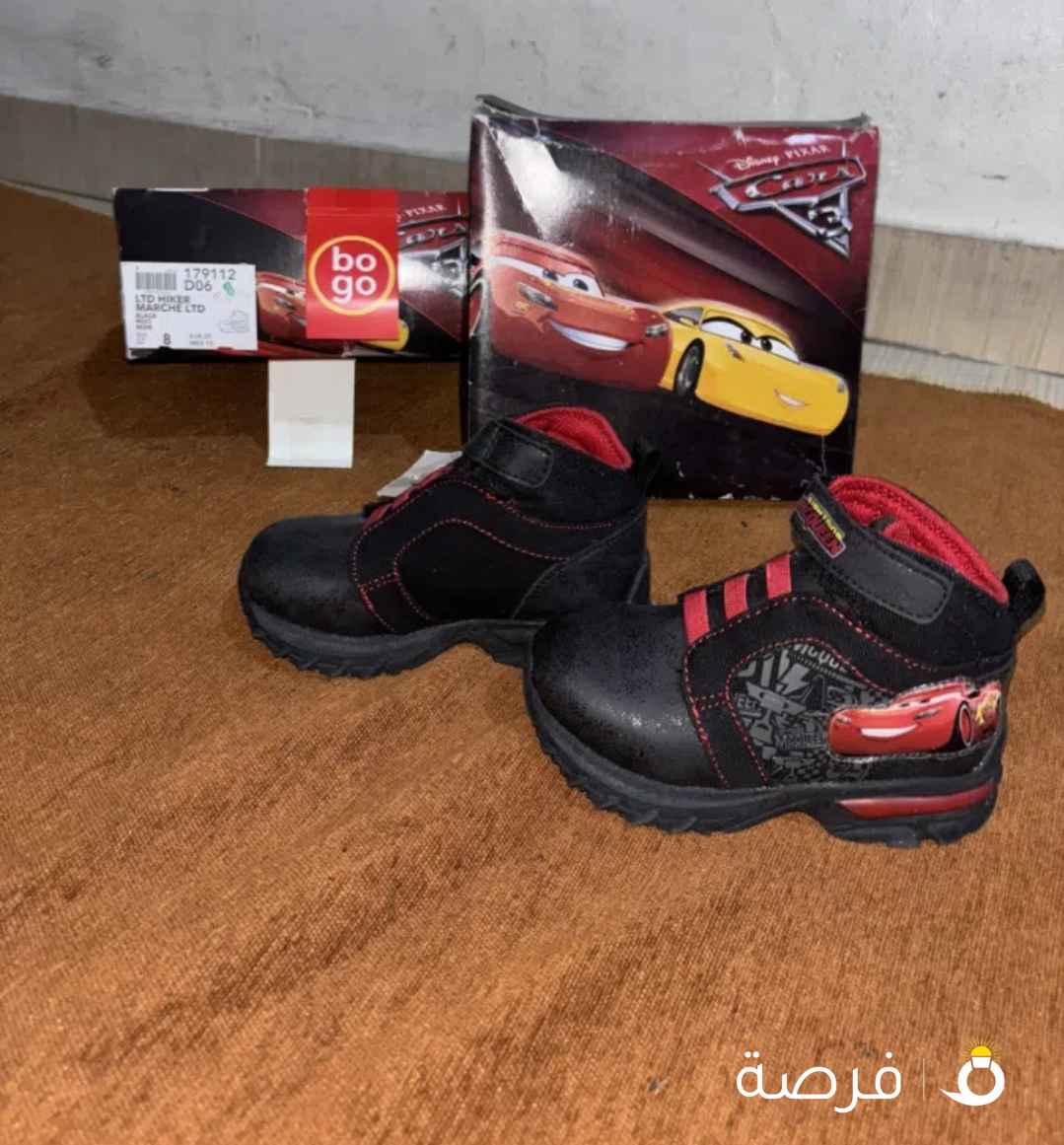 حذاء ماكوين مقاس 25 للأطفال