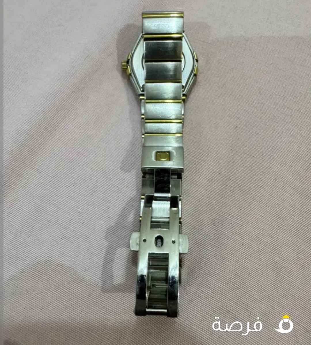 للبيع ساعة أوميغا نسائية أصلية
