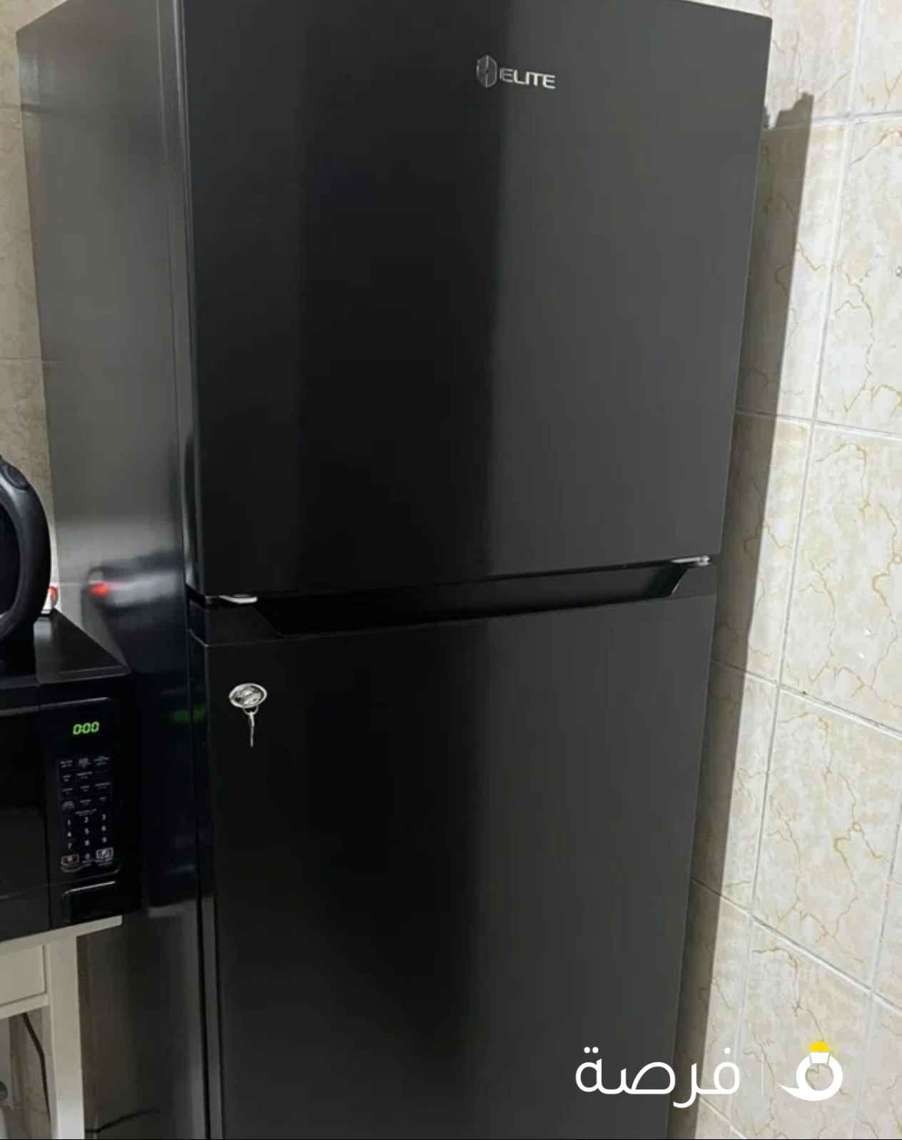 Refrigerator-freezer Elite etm450B