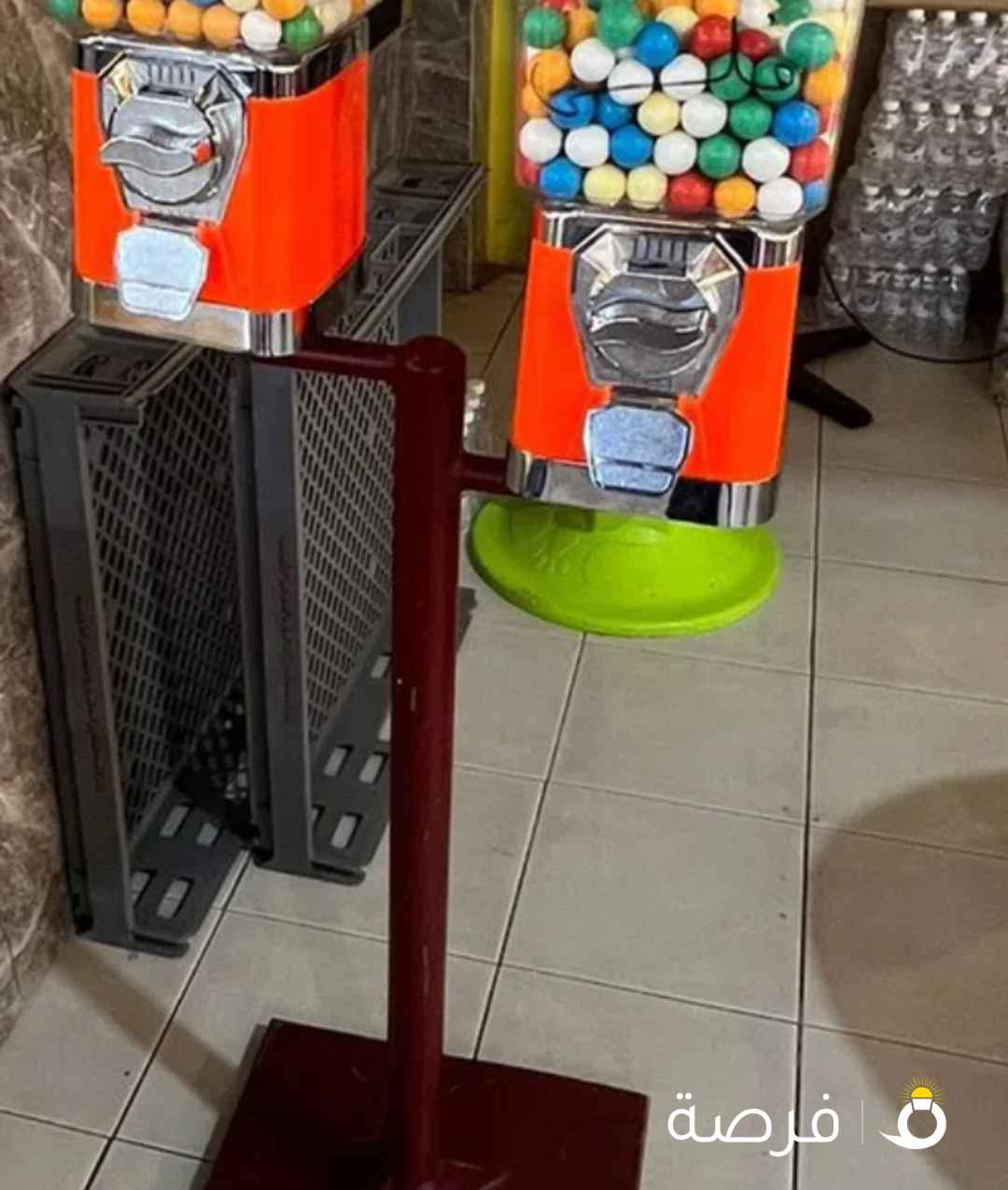 علبتين علكة