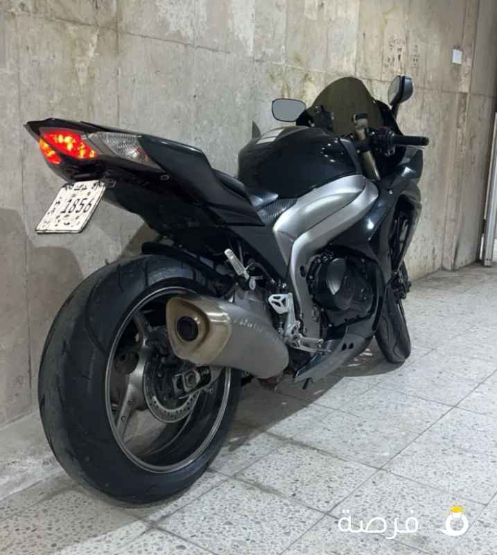 سوزوكي ⁦GSX-R1000⁩