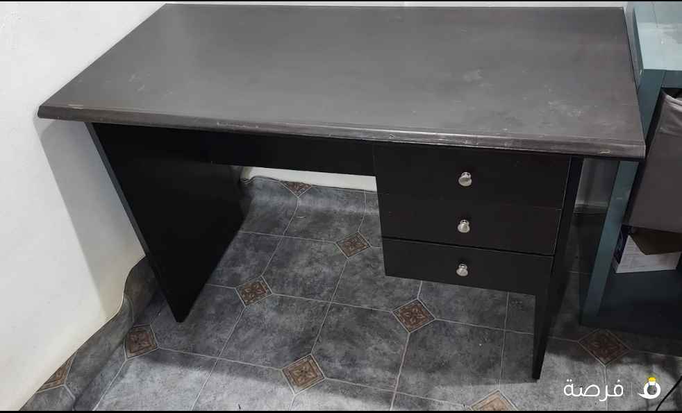 Office Desk مكتب