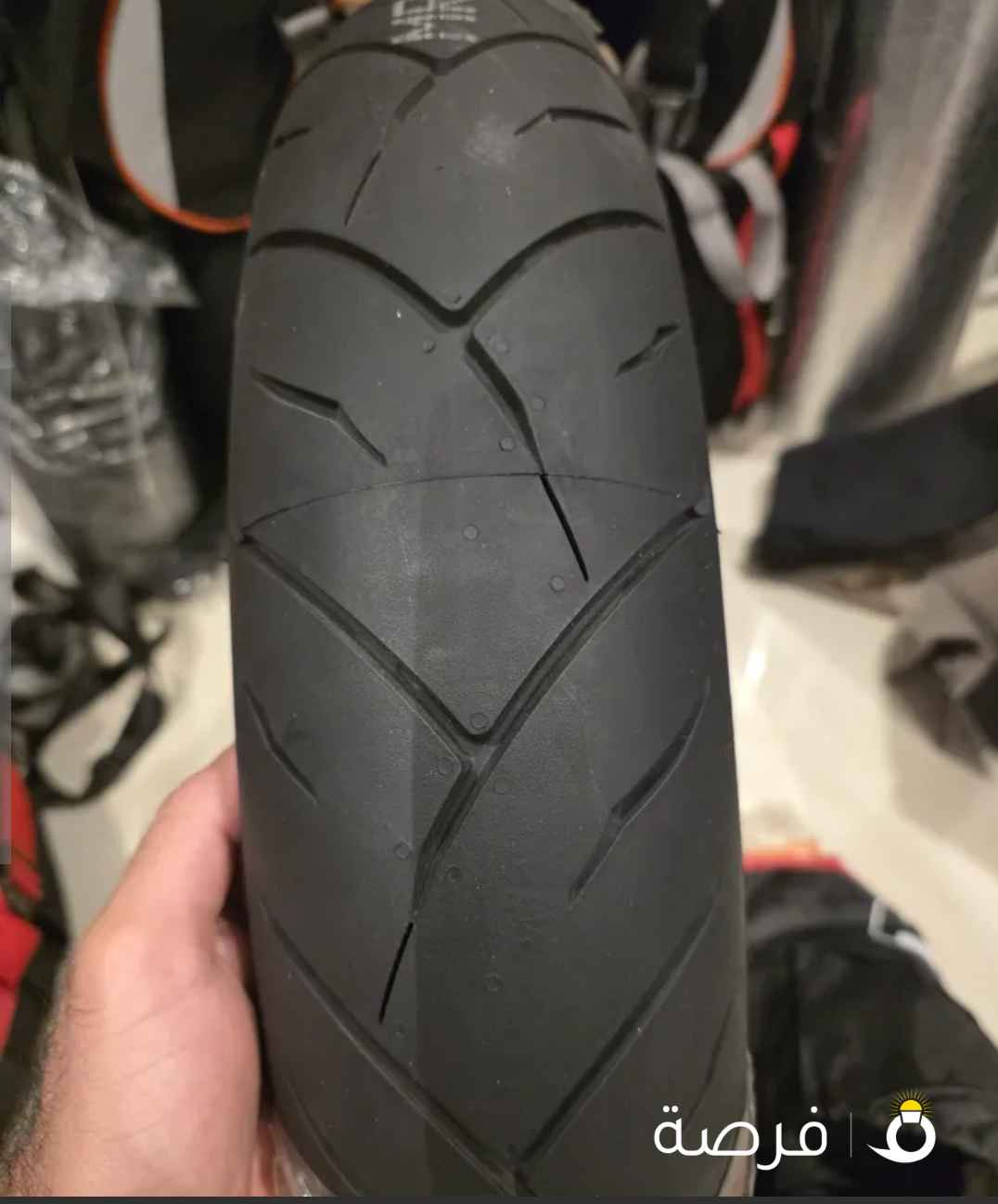 للبيع تاير أمامي ماكسس حجم 120/70- 17 جديد موديل 2025.