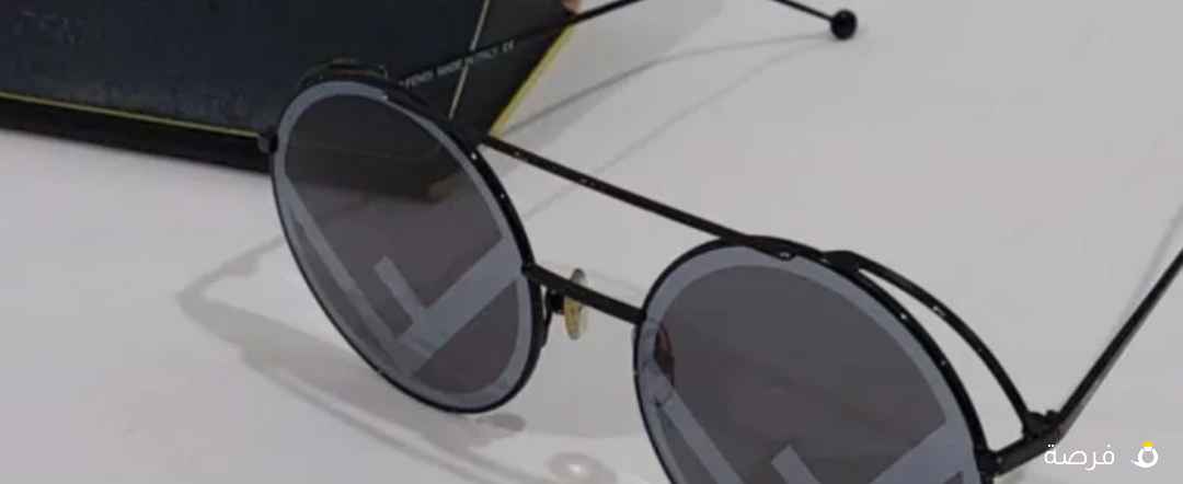 للبيع نظاره Fendi كامله المرفقات