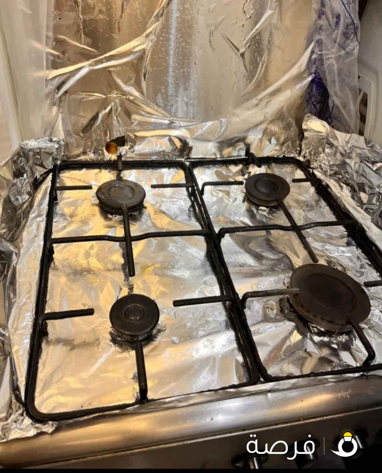 للبيع فرن شغال مافيه شي 4 عيون