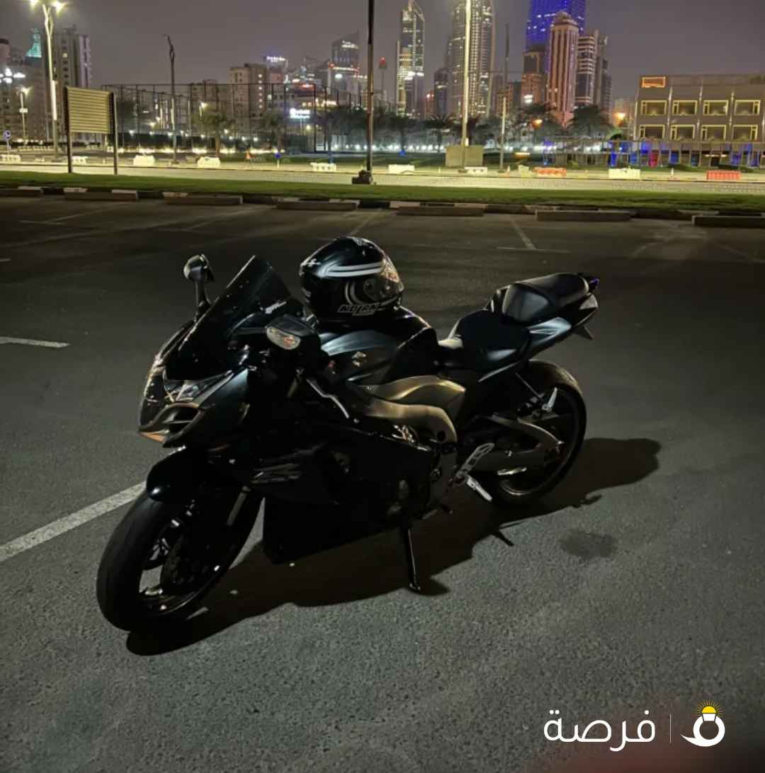 للبيع سراد gsxr1000R شرط الفحص والنظافه ماشي 40 الف فقط

كفرات الوكاله بالكامل المكينه مو مبطله

مواصفاته واللي عليه :

مفتاحين الوكاله والمفتاح الثاني مبرمج وجاهز

شوته كي اند ان

كمبيوتر بزاز

شفتر بزاز ( بس فاصلهم )

دهن ام زويل

صينيه جديده

ستاند تلفون

هدرز يوشيمورا راكب على قزوز الوكاله

ومعاه قزوز يوشيمورا تيتانيوم اصلي صوته نغمه حلوه

مسويله تصفيه كامله + تواير بريلي + صنقل

السيكل معير على بانزين الترا اذا خصوصي ما يأثر

عزمه قوي جداً ويايب 170 ويعتبر من اقوى السياكل بموديله ونوعه الغالب اقل بسبب نظافه مكينته وقوته
مع خوذه اصليه و جاكيت سيفتي اصلي