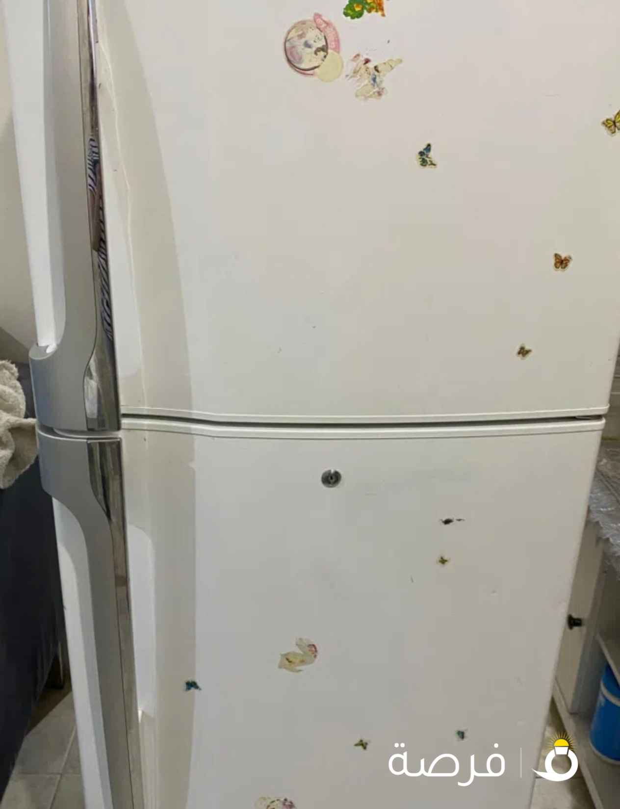 ثلاجة مستعملة جيدة