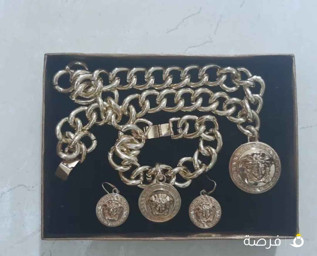 طقم فرزاتشي Versace set