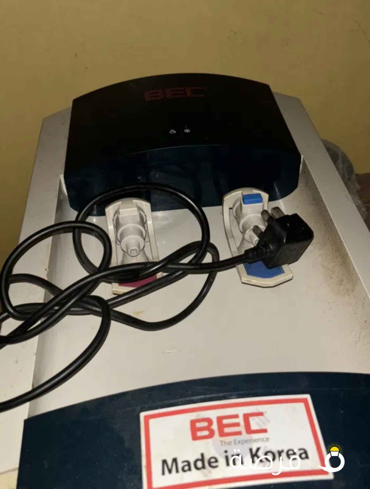 مبرد ماء - موزع ما