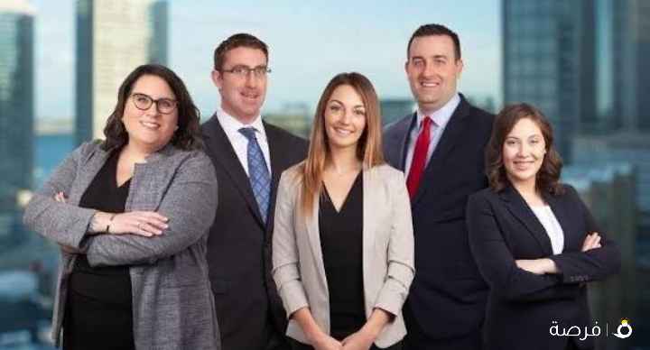 مطلوب محاسب و موظفات استقبال دوام كامل
واتس اب فقط