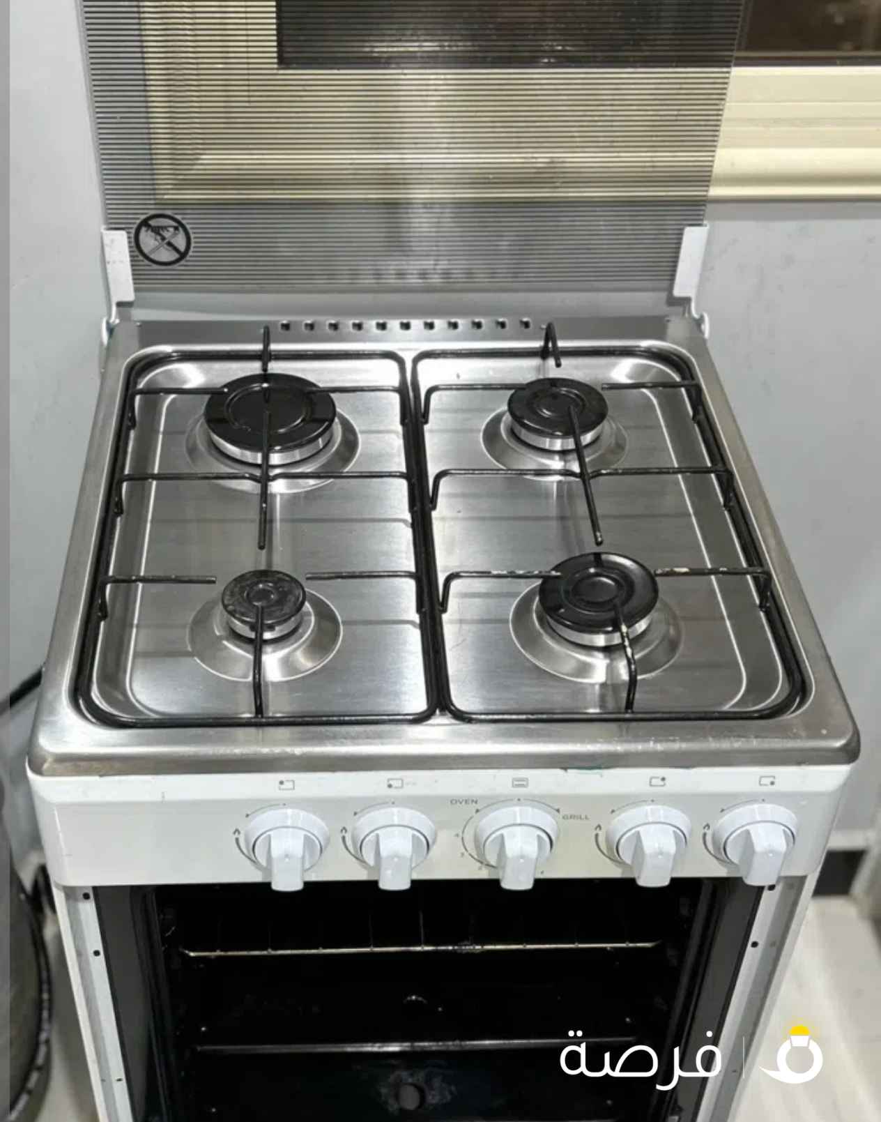 طباخ ⁦⁦4⁩⁩ شعلة استخدام ⁦⁦6⁩⁩ شهور فقط