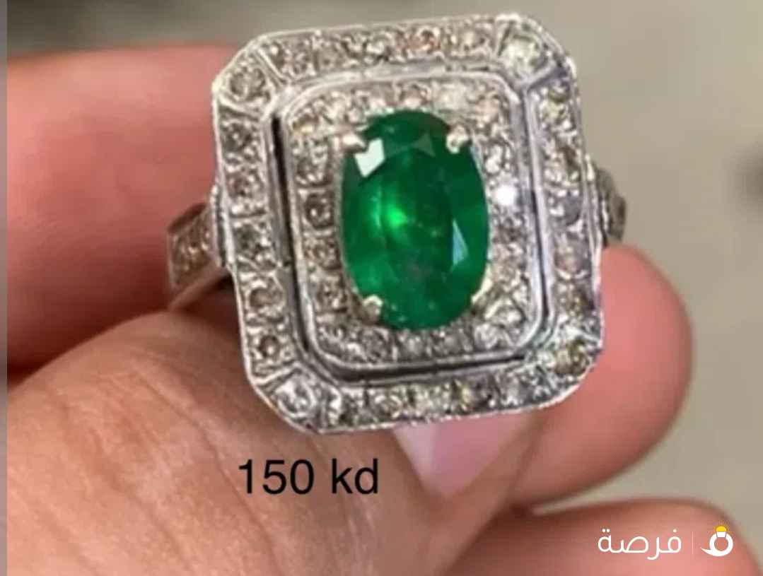 Natural Emerald & 54 Natural Diamond ring